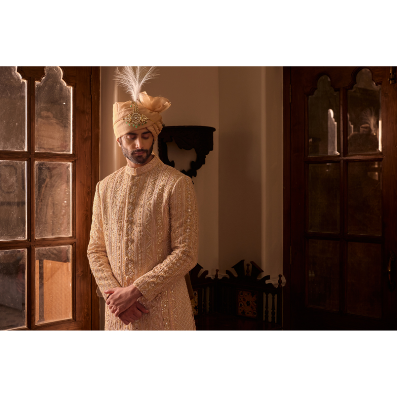 Zayaan Gold Sherwani