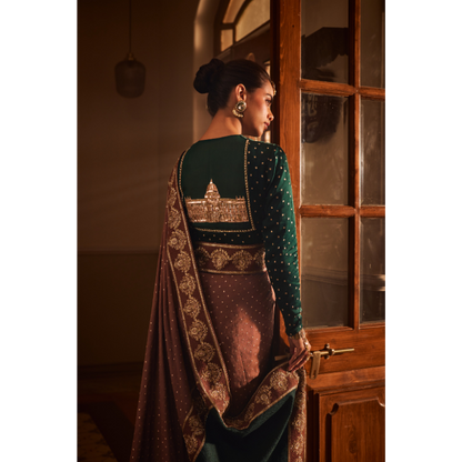 Mahveen Rose & Midnight Saree