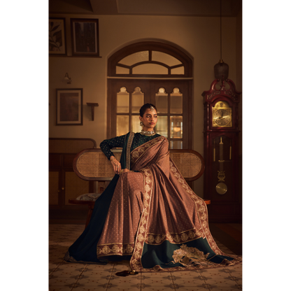 Mahveen Rose & Midnight Saree