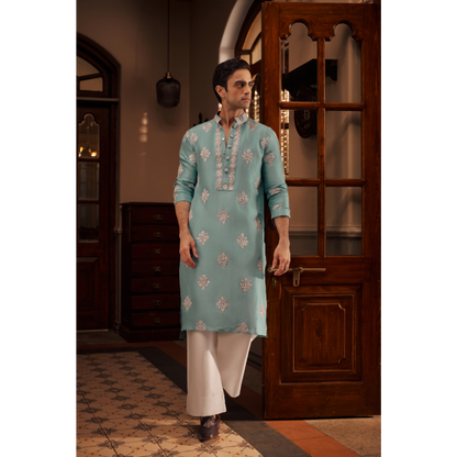 Aabir Azure Embroidered Kurta