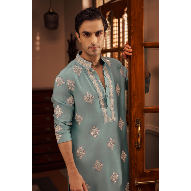 Aabir Azure Embroidered Kurta