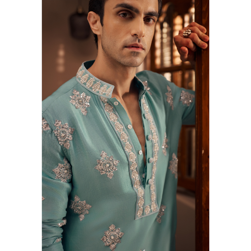 Aabir Azure Embroidered Kurta