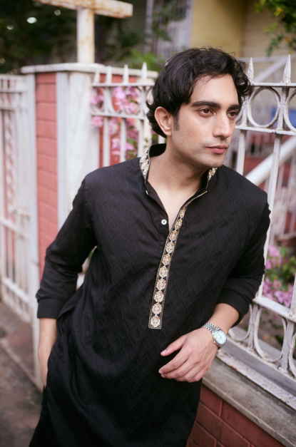 Friday Signature Panjabi